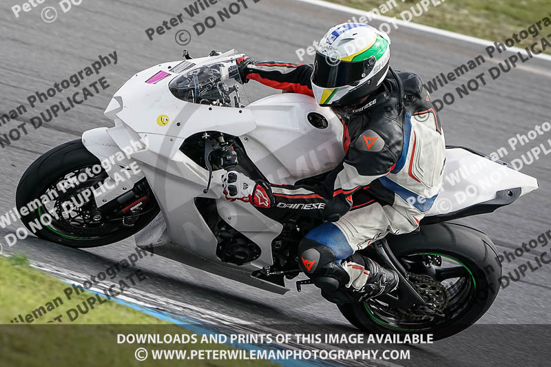 estoril;event digital images;motorbikes;no limits;peter wileman photography;portugal;trackday;trackday digital images